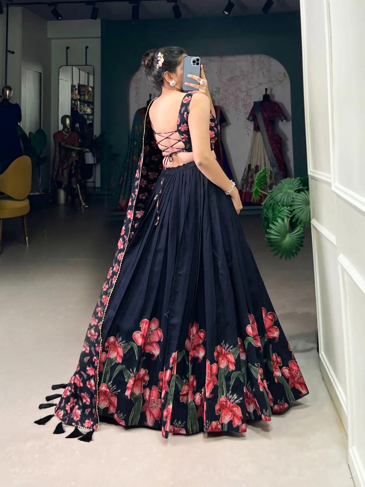 Elegant Black Floral Lehenga Choli Set for Women