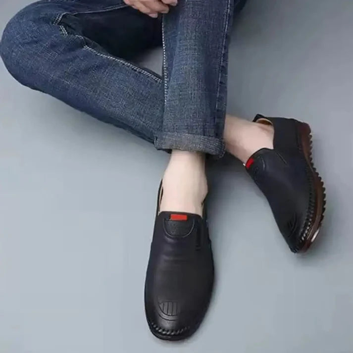 18894 Comfortable Black Casual Shoes for Men Slip-On