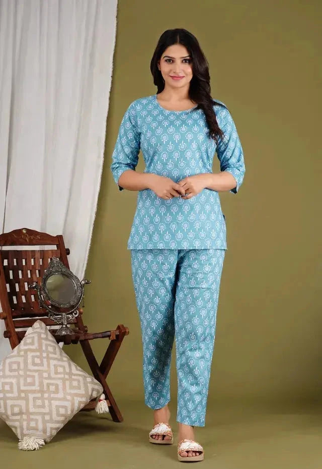Womens blue floral print co ord set with three-quarter sleeves and matching pants