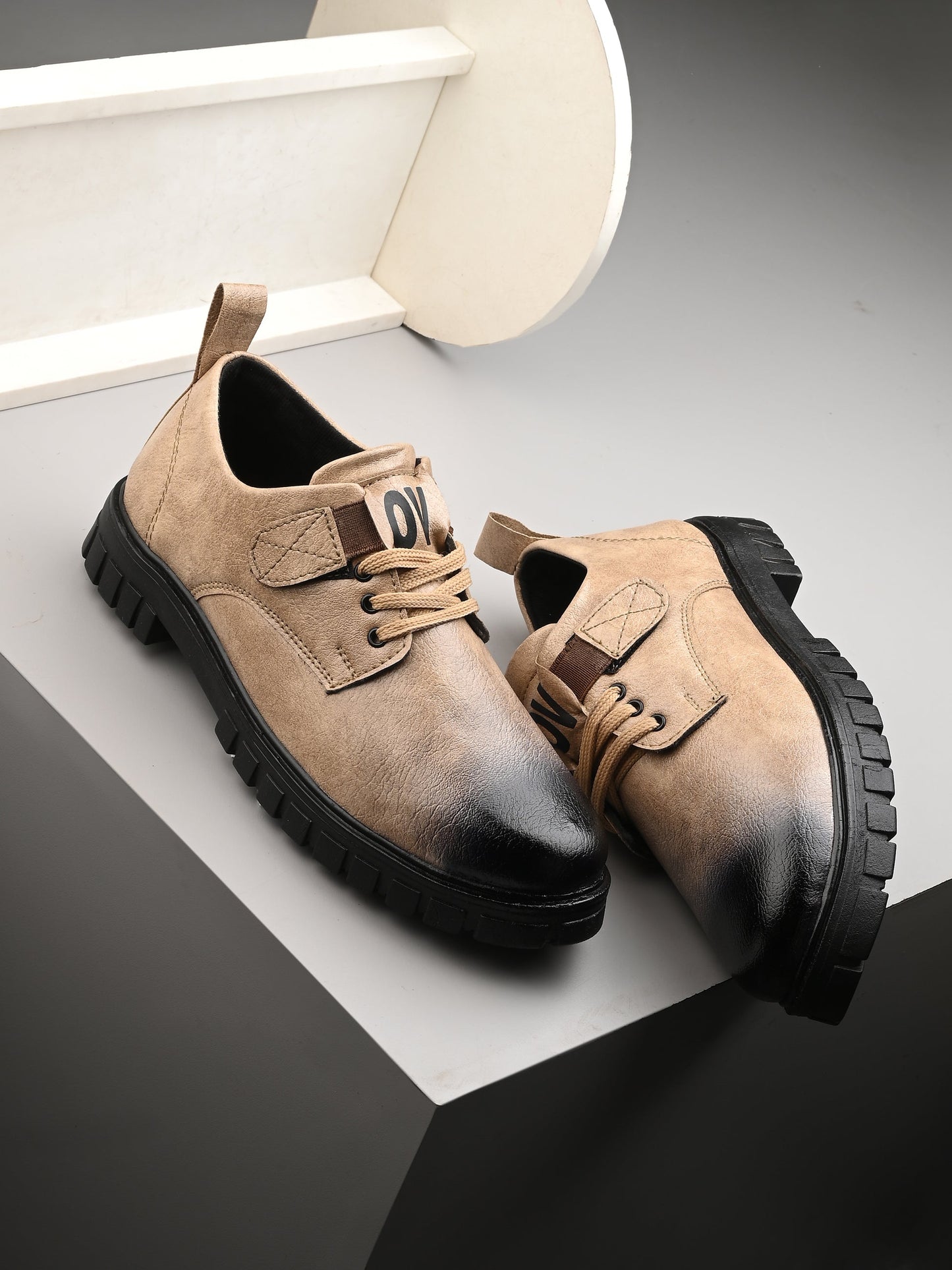 18894 Beige Casual Shoes for Men with Durable Soles